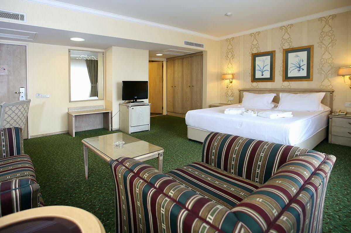 Hotel The Wings Neva 4*